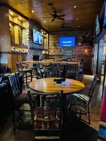 Best Sports Bars in Greenville - Twin Peaks Restaurant @ Greenville