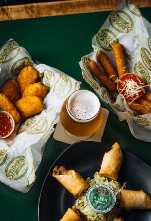Best Sports Bars in Hialeah - Sports Grill @ Miami Lakes
