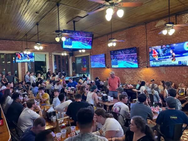 Best Sports Bars in New Orleans - The Channel