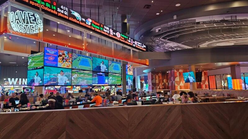 Best Sports Bars in Braintree - Dave & Busters @ Braintree