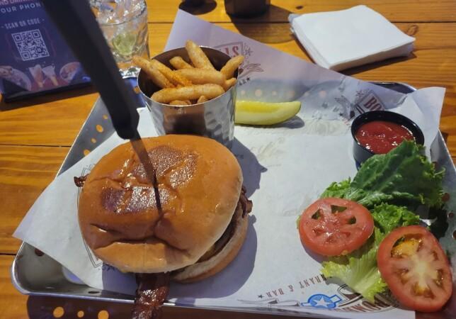 Best Sports Bars in Dallas - Bombshells @ Dallas