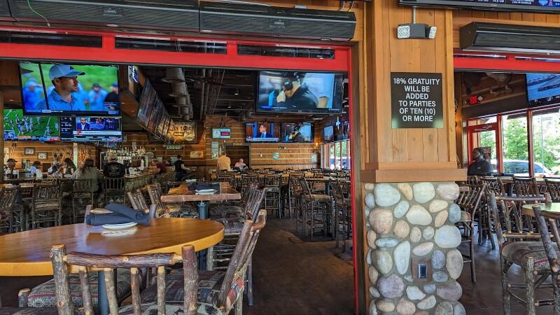 Best Sports Bars in Knoxville - Twin Peaks Restaurant @ Knoxville