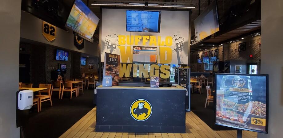Best Sports Bars in West Palm Beach - Buffalo Wild Wings @ West Palm Beach, Fl