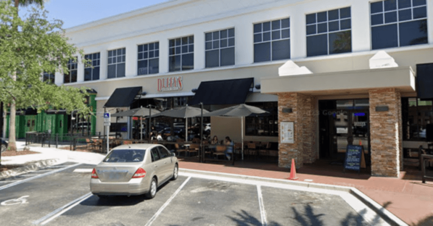 Best Sports Bars in Lake Mary - Duffys Sports Grill @ Lake Mary