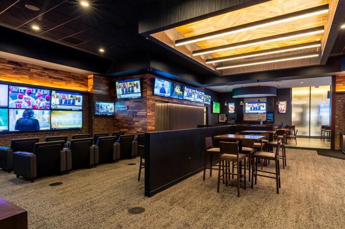 Best Sports Bars in Riverside - Draft Day @ Riverside Casino & Golf Resort