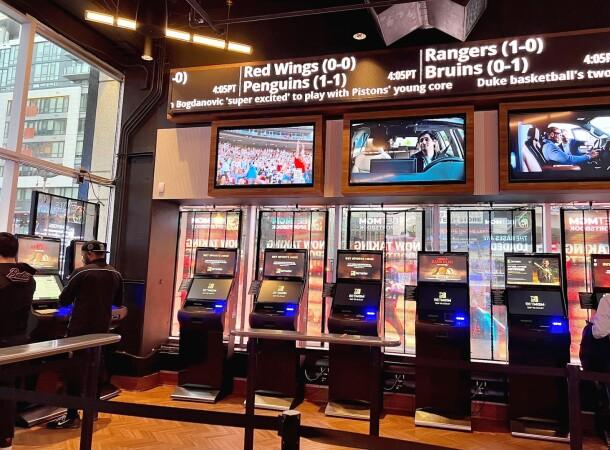 Best Sports Bars in Washington - Betmgm Sportsbook @ Nationals Park