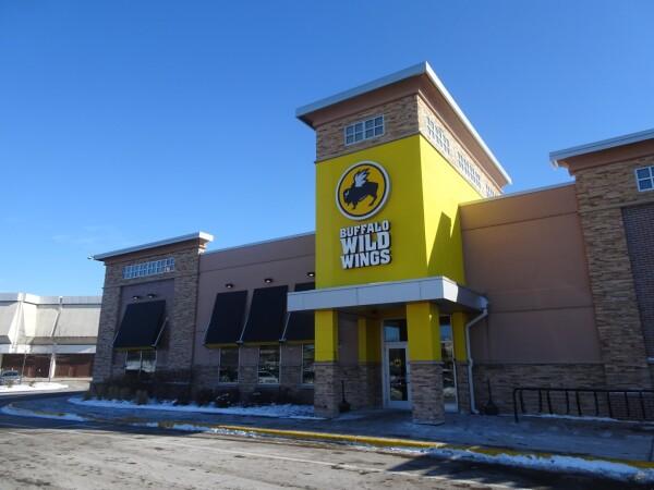 Best Sports Bars in Madison - Buffalo Wild Wings @ Madison, Wi - East Towne Mall