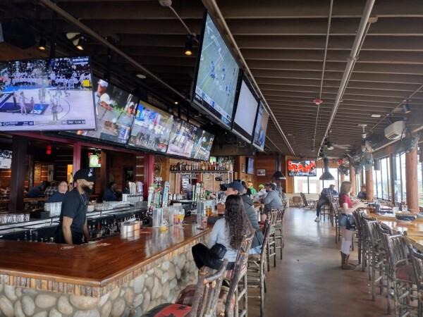 Best Sports Bars in Kennesaw - Twin Peaks Restaurant @ Kennesaw