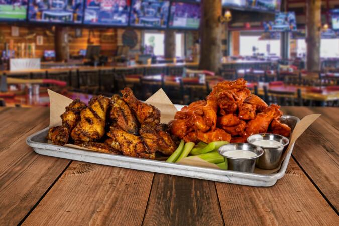 Best Sports Bars in Kennesaw - Twin Peaks Restaurant @ Kennesaw
