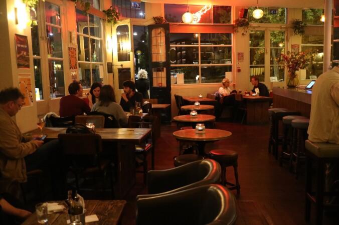 Best Sports Bars in Islington - The Regent