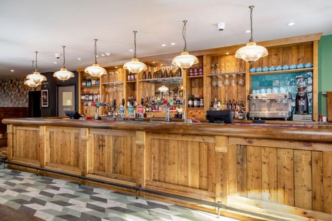 Best Sports Bars in Rugby - The Bear