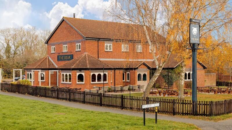 Best Sports Bars in Rugby - The Bear