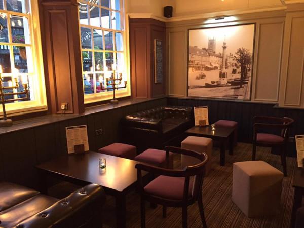 Best Sports Bars in East Grinstead - The Crown