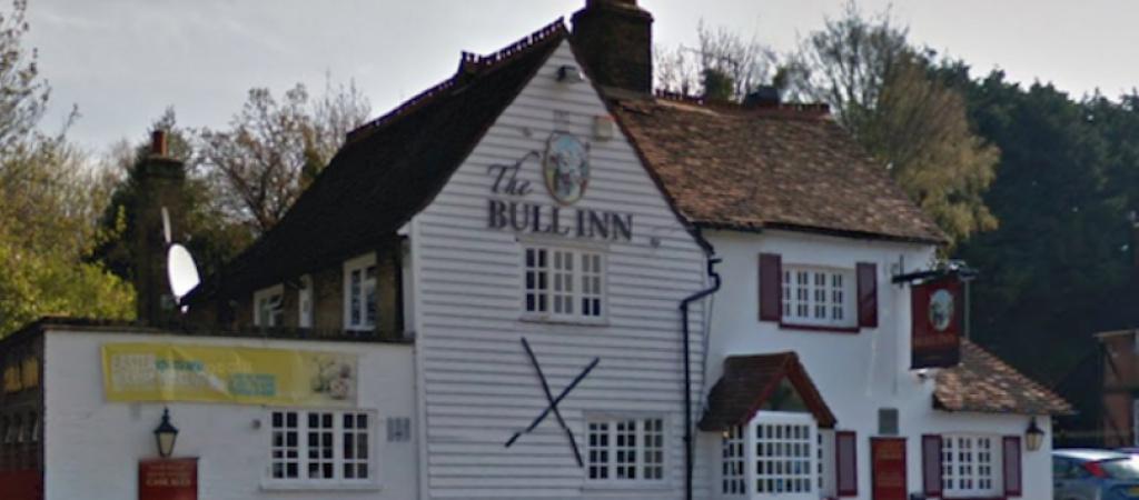 Best Sports Bars in Orpington - The Bull