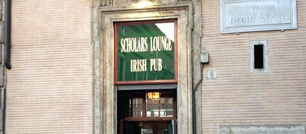 Best Sports Bars in Roma - Scholars Lounge Irish pub
