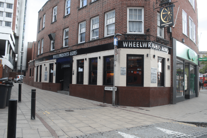 Best Sports Bars in Kingston - Wheelwrights Arms