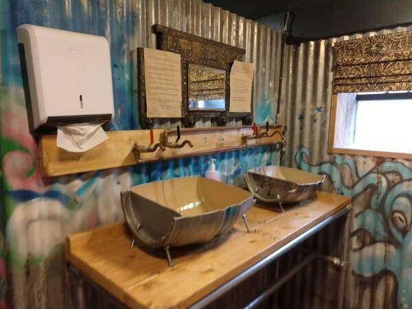 Best Sports Bars in Winchester - The Mucky Duck