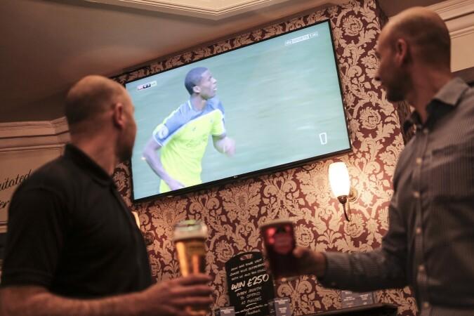 Best Sports Bars in Waterloo - Wellington, Waterloo