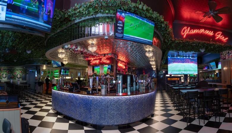 Best Sports Bars in London - Moretown Belle