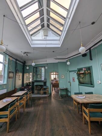 Best Sports Bars in London - Waverley Arms