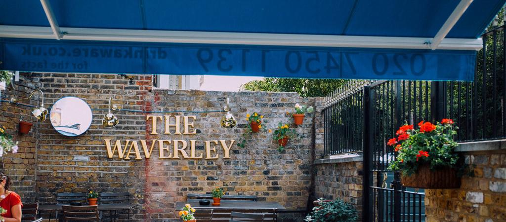 Best Sports Bars in London - Waverley Arms