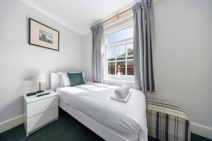 Best Sports Bars in Southampton - The Grapes