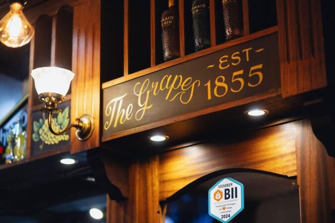 Best Sports Bars in Southampton - The Grapes