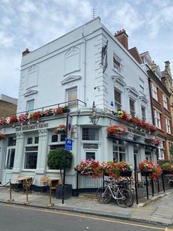 Best Sports Bars in LONDON - Builders Arms