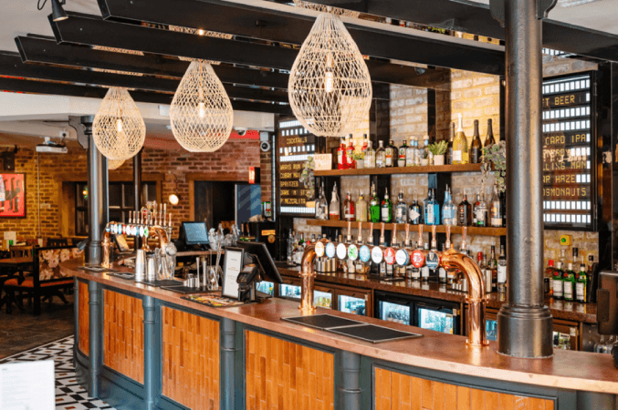 Best Sports Bars in LONDON - Lyttleton Arms