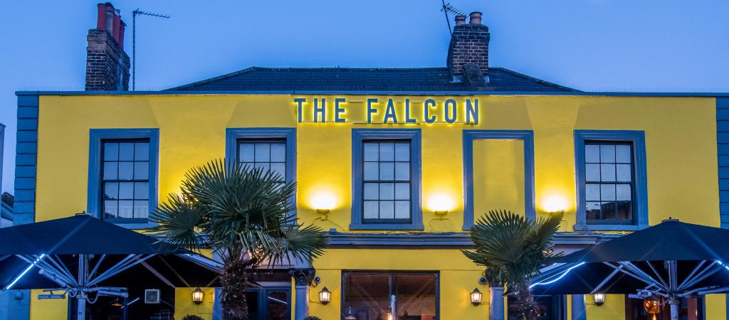 Best Sports Bars in LONDON - Falcon
