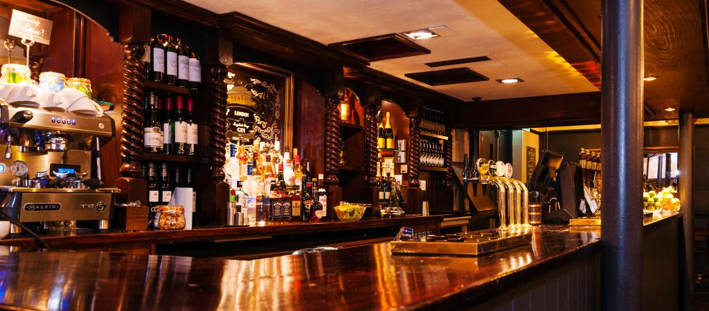 Best Sports Bars in LONDON - Old Thameside Inn