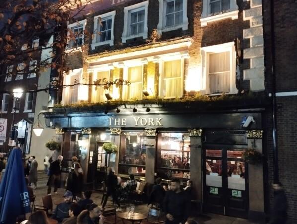 Best Sports Bars in London - The York