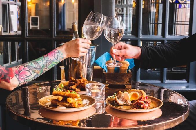 Best Sports Bars in London - Old Ship