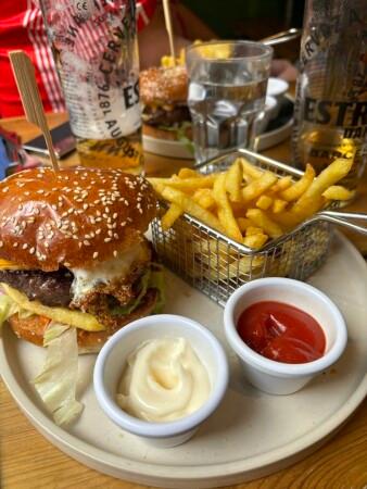 Best Sports Bars in London - Old Ship