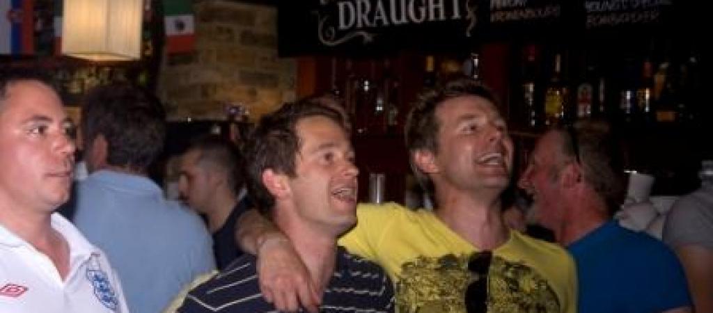 Best Sports Bars in Leatherhead - Penny Black