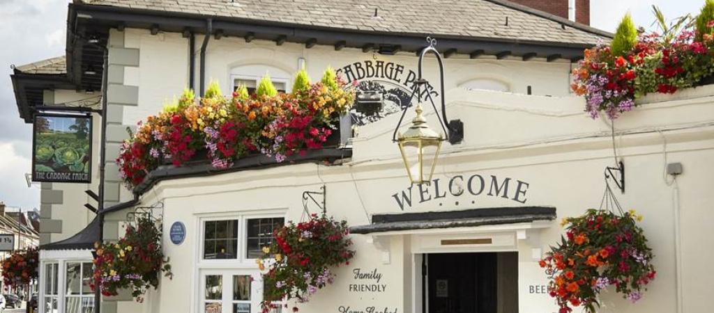 Best Sports Bars in Twickenham - Cabbage Patch