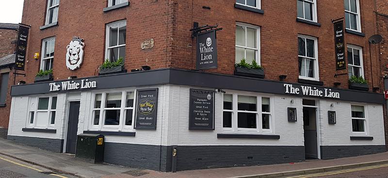 Best Sports Bars in Macclesfield - White Lion