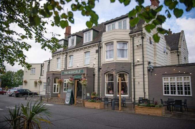 Best Sports Bars in Middlesbrough - Highfield Hotel (Middlesborough)
