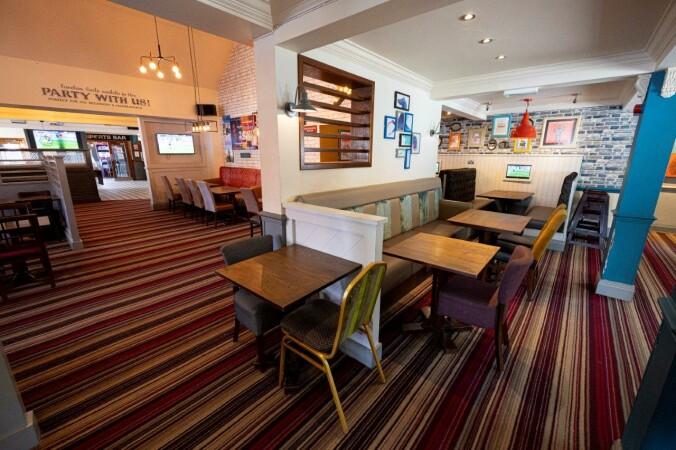 Best Sports Bars in Blackburn - Fernhurst (Blackburn)