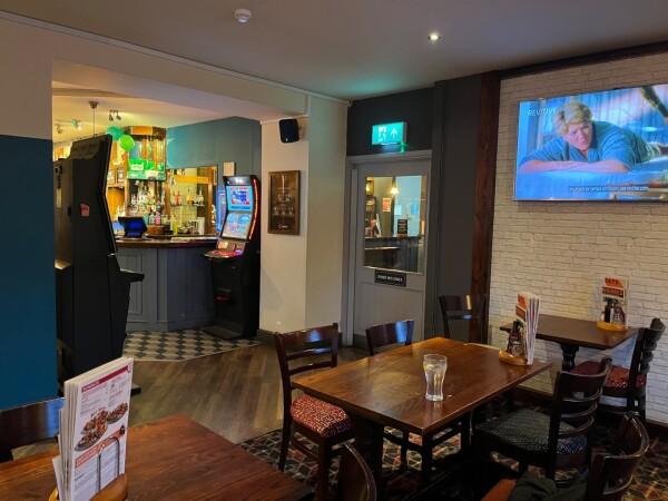 Best Sports Bars in Bromsgrove - Court Leet (Bromsgrove)