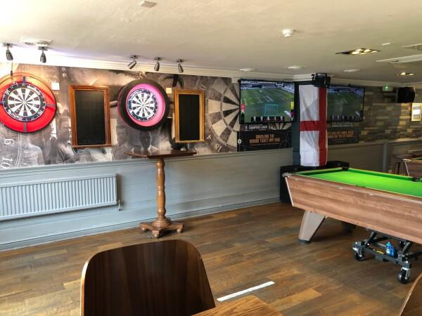 Best Sports Bars in Bracknell - Bridge (Bracknell)