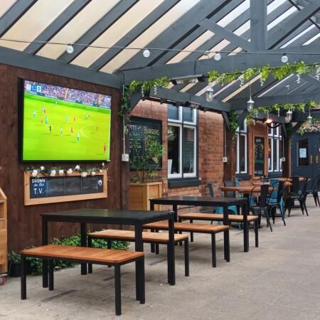 Best Sports Bars in Worcester - Talbot (Worcester)