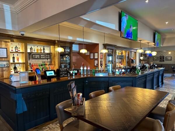 Best Sports Bars in Leicester - Local Hero (Leicester)