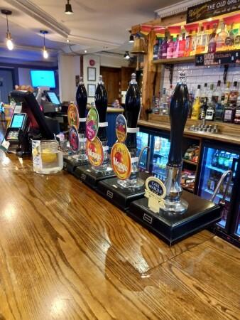 Best Sports Bars in Hull - Old Grey Mare (Hull)