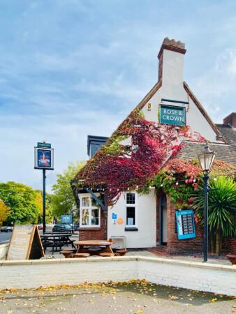 Best Sports Bars in Coventry - Rose & Crown (Coventry)