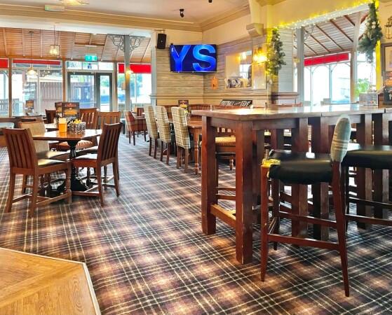 Best Sports Bars in Coventry - Rose & Crown (Coventry)