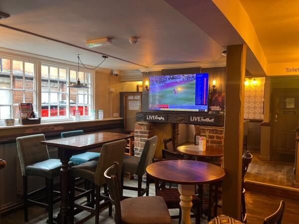 Best Sports Bars in Hemel Hempstead - Old Bell (Hemel Hempstead)