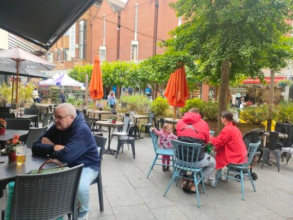 Best Sports Bars in Middlesex - Royal Oak (Harrow)