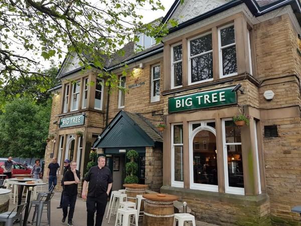 Best Sports Bars in Sheffield - Big Tree (Sheffield)