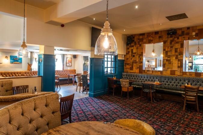 Best Sports Bars in Nottingham - Waters Edge (Nottingham)